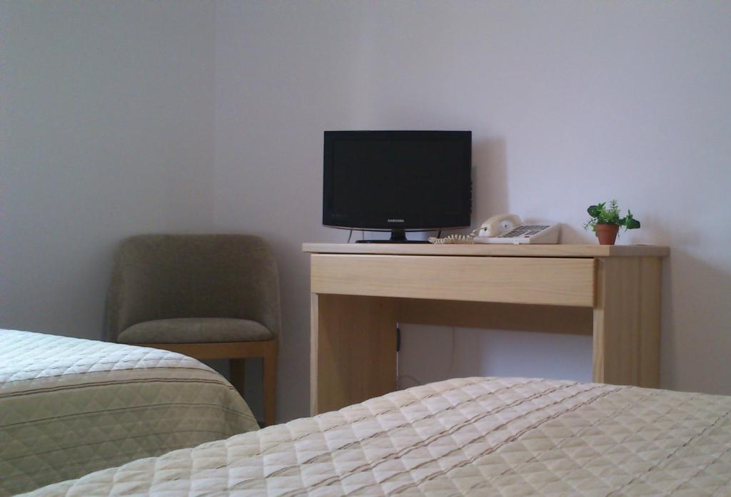 Hotel Albanta La Lantejuela Zimmer foto